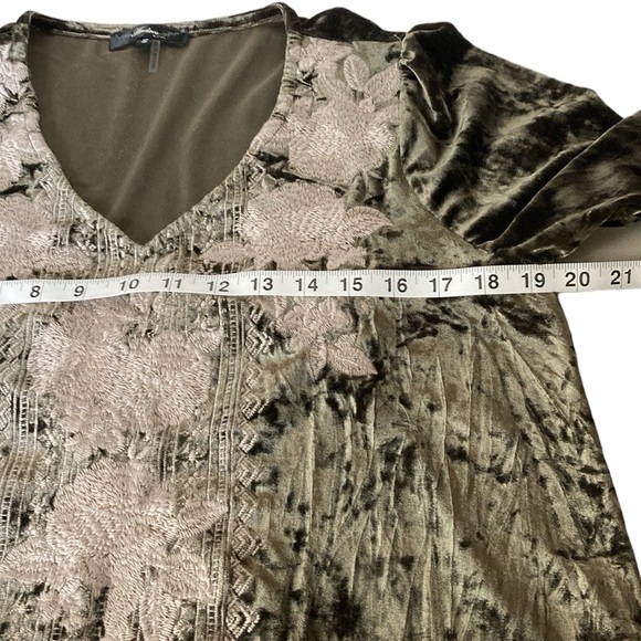 Andree by Unit boho velour top with beautiful embroidery trim, size S - Picture 5 of 7